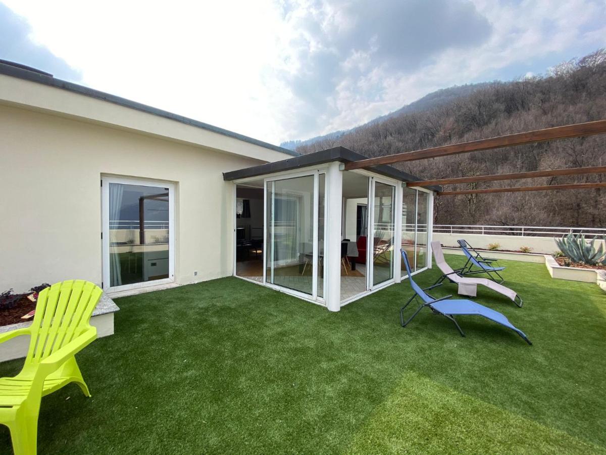 Attico With Big Terrace In Residence With Pool Valbrona Zewnętrze zdjęcie