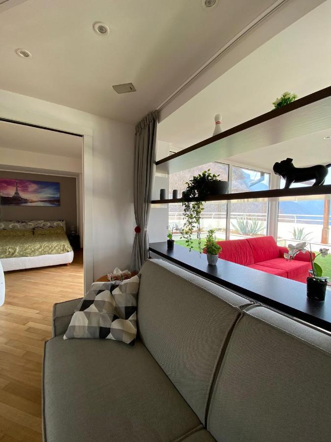 Attico With Big Terrace In Residence With Pool Valbrona Zewnętrze zdjęcie